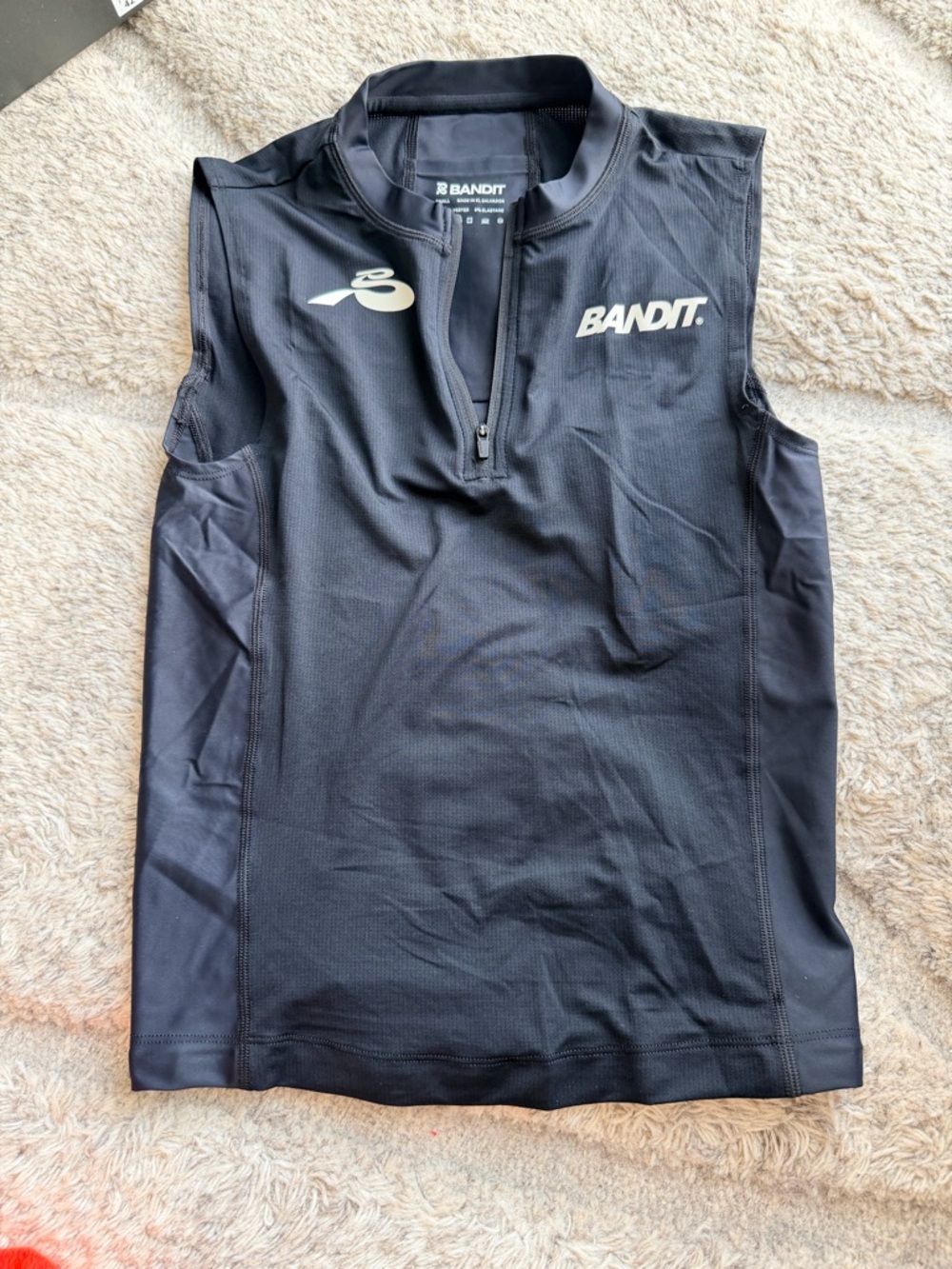 ARES™ DISTANCE SLEEVELESS QUARTER ZIP - BLACK - S